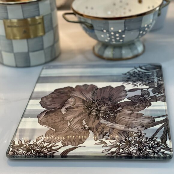 MacKenzie-Childs Sterling Garden Glass Worktop Saver / Serving Board - Picture 5 of 16